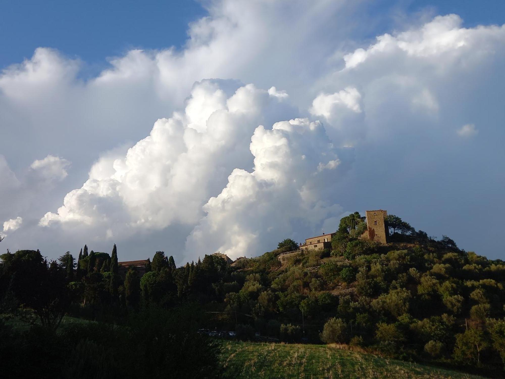 Appartamento Con Vista Panoramica Pienza Bagian luar foto